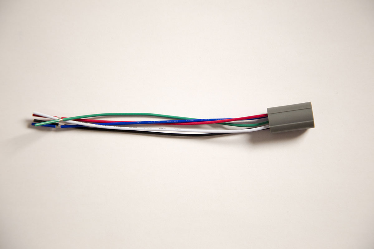 Fassung mit 15 cm Kabelbaum für 16 mm Schalter/Taster